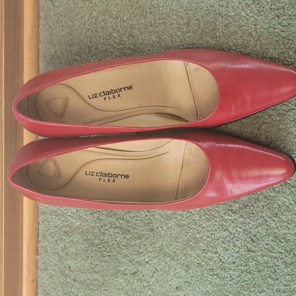 Liz Claiborne flex shoes